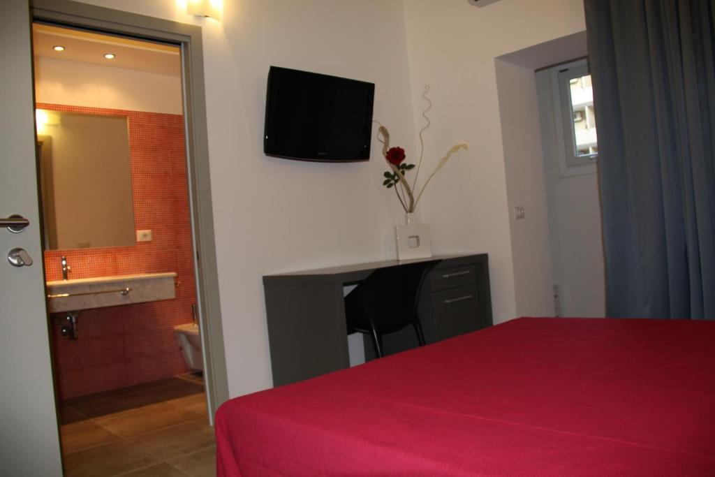 Bcomfort Hotel Cagliari Room photo